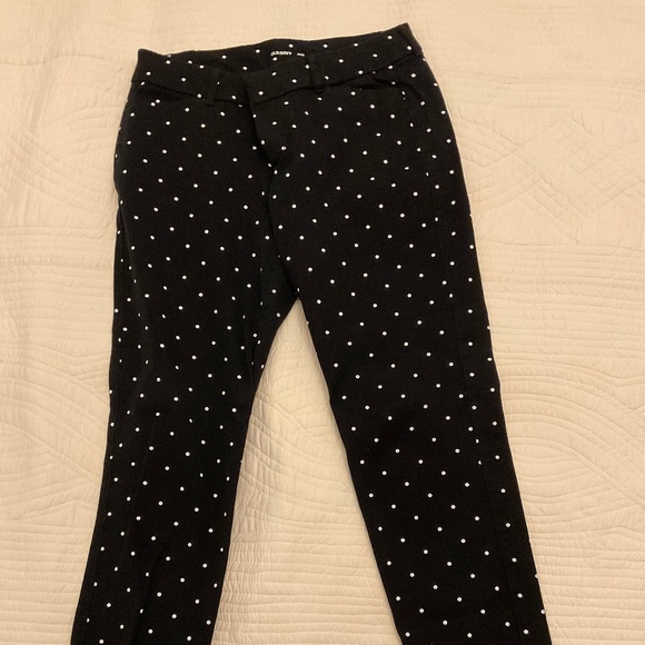 Old Navy women’s black & white polka dot pixie size 4 ankle pants - Picture 1 of 5